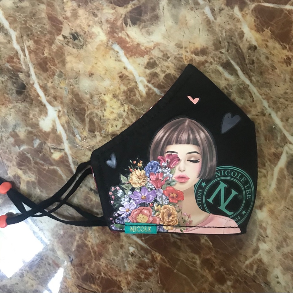 Nicole Lee face covering double sided NWT